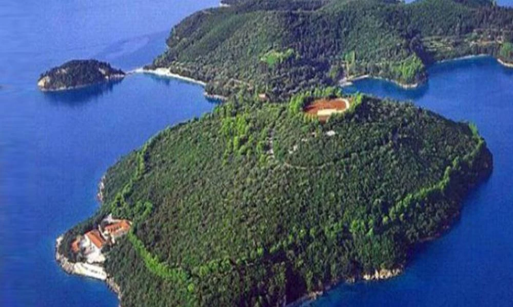 Σκορπιός: Επένδυση "μαμούθ" από τον νέο ιδιοκτήτη του νησιού